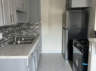 1650 Redondo Ave APT 17, Long Beach, CA 90804
