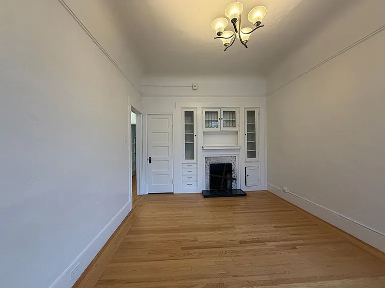 85 Carl St #6 — Photo 5