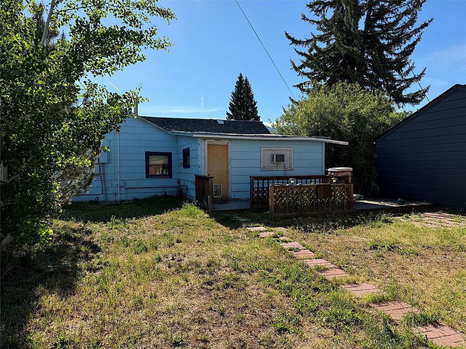 2nd image of 2139 Johns Ave