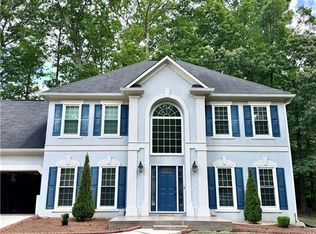 2105 Bentbrooke Trl, Lawrenceville, GA 30043