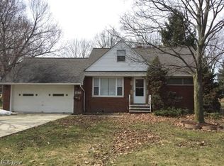1790 Skyline Dr, Richmond Heights, OH