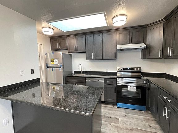 2nd image of 157 Elm St #3