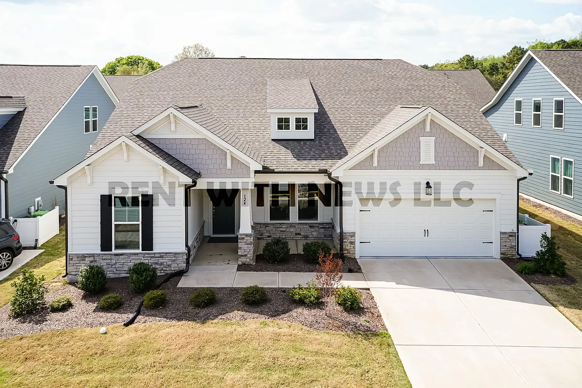 Building Photo - 124 Clapper Ln