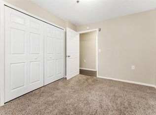 3670 S John Hix Rd #3, Wayne, MI 48184