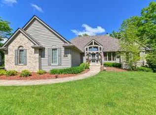 W199S6841 Adrian Dr, Muskego, WI 53150