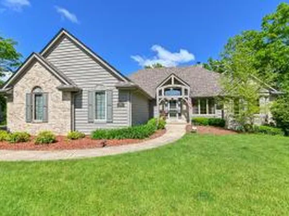 W199S6841 Adrian DRIVE, Muskego, WI 53150