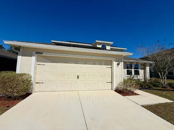 8704 Lake George Cir W, Macclenny, FL 32063
