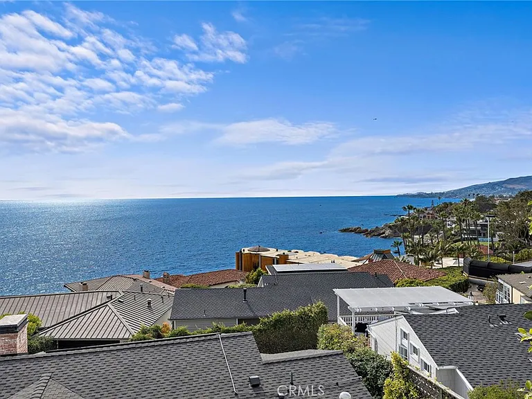 2609 Victoria Dr — Photo 1