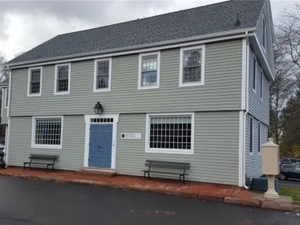 12 Brick Walk Ln, Farmington, CT 06032