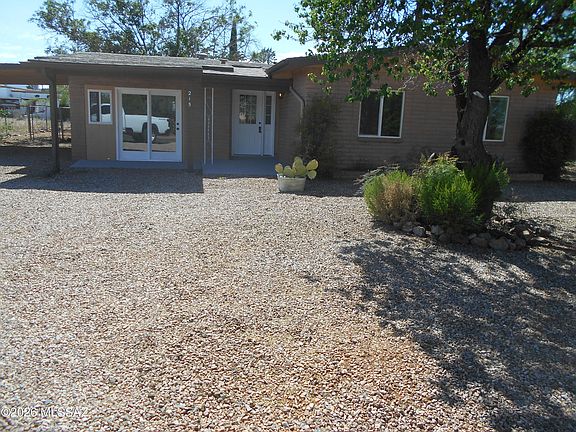 3rd image of 215 N Klassen Ct