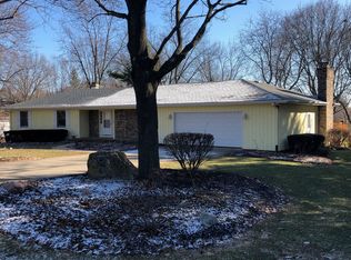 39W489 Capulet Cir, Elgin, IL 60124