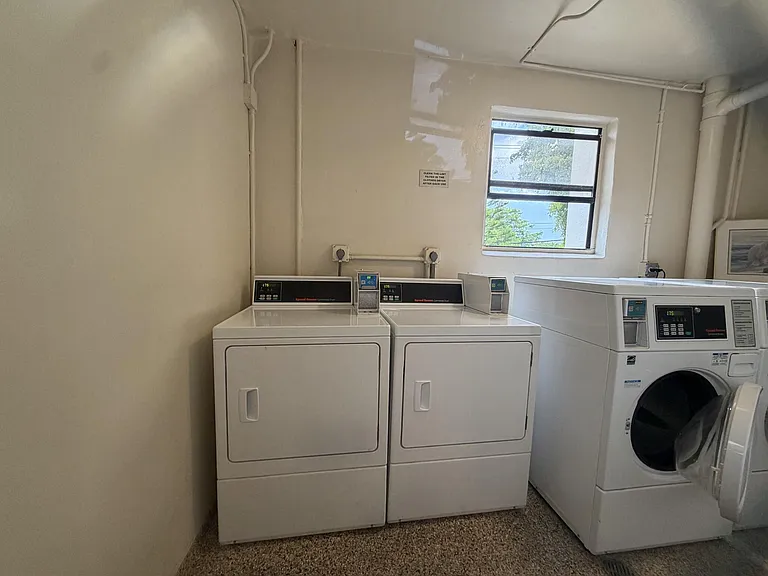 112 Lake Emerald Dr #203 — Photo 20