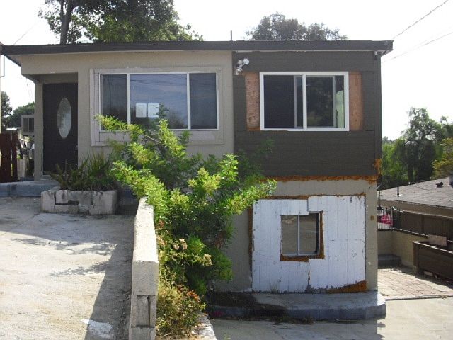 1st image of 2436 44th St