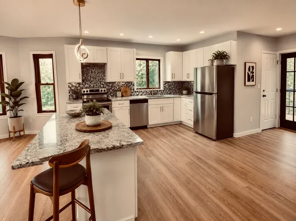 62 Sylvan St #1, Worcester, MA 01603