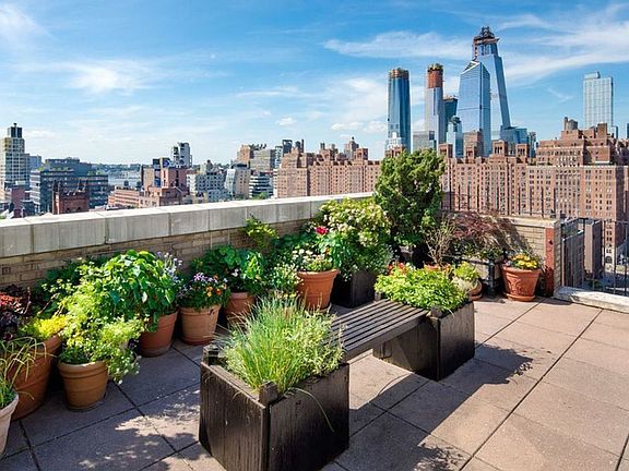 4th image of 363 W 20th St #9D