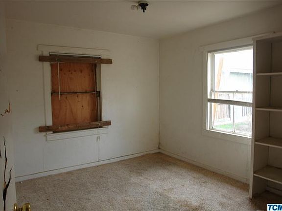 5th image of 1431 N Giddings St
