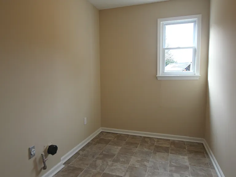 401 Bottesford Dr NW — Photo 15