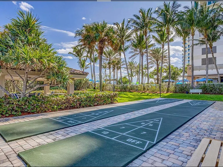 3400 N Ocean Dr #405 — Photo 30