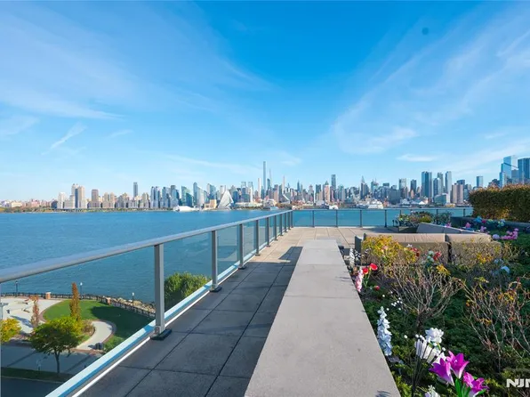1200 Avenue Port Imp #705, Weehawken, NJ 07086