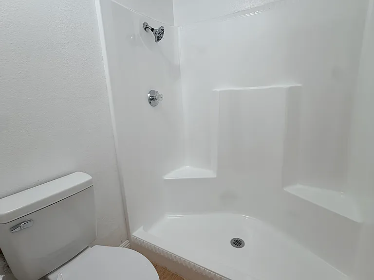 2614 W Juniper St #2 — Photo 6
