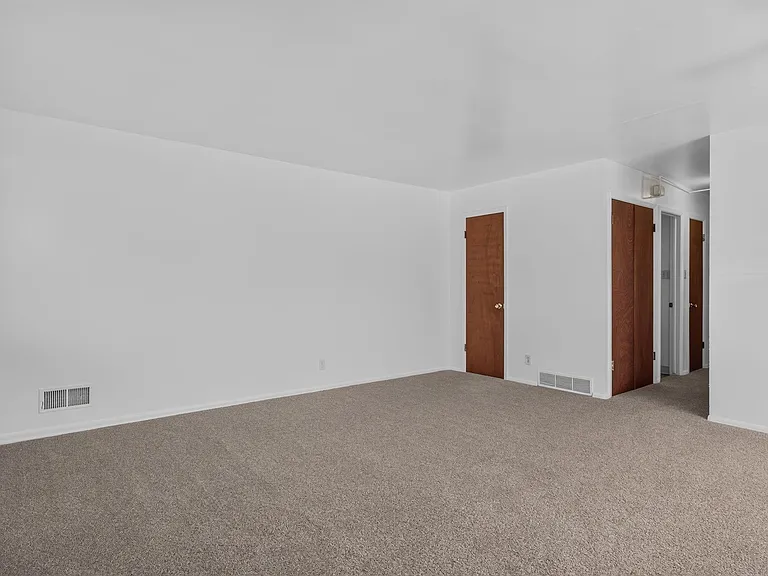 6810 W Mexico Dr — Photo 8