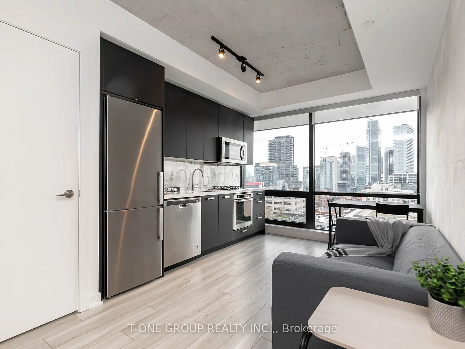 1 bed, $2,200 — Photo 2