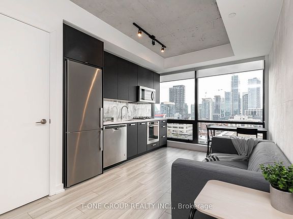 2nd image of 458 Richmond St W #1405