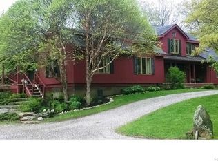 38 Meeting House Rd, Pawling, NY 12564