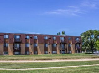 131 12th Ave S, Brookings, SD 57006