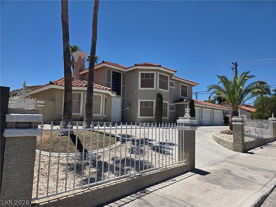 1st image of 3013 W Oakey Blvd