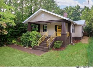 328 Sulphur Springs Rd, Asheville, NC 28806