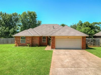 400 Ryan Way, Edmond, OK, 73003