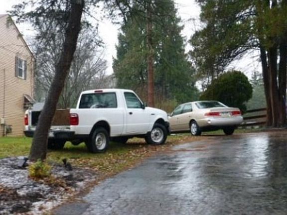 Exterior Neighborhood (street photo)