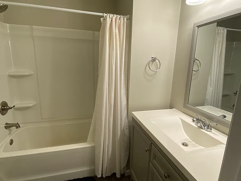 2530 E North St #8-K — Photo 6