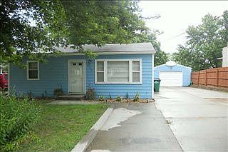 1st image of 605 Stippich St