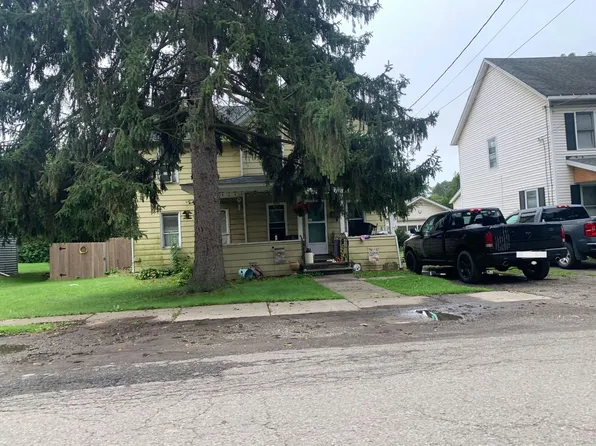 44 Court St, Sayre, PA 18840