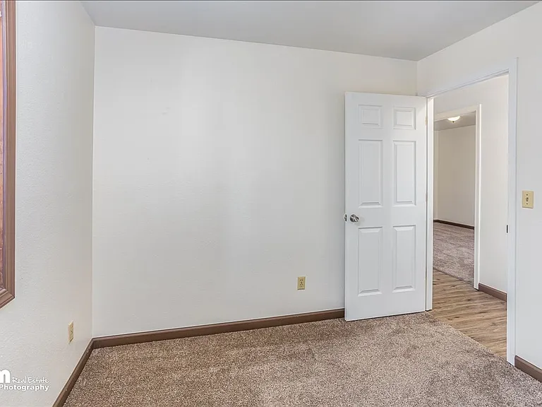 876 N Wesglenn Cir — Photo 37