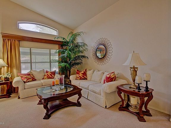 4th image of 1137 E Orchid Ln