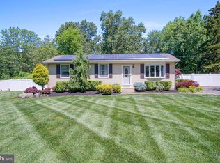 505 Roun Ave, Williamstown, NJ 08094