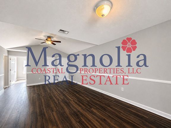 5th image of 185 Willow Oak Dr