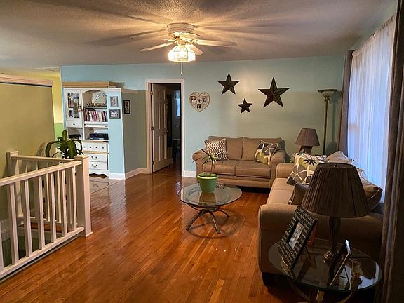 2nd image of 166 Evergreen Dr