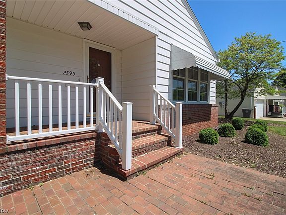 3rd image of 2595 Arrowae Dr
