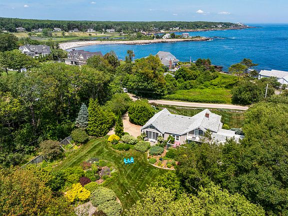 3rd image of 25 Bayberry Lane