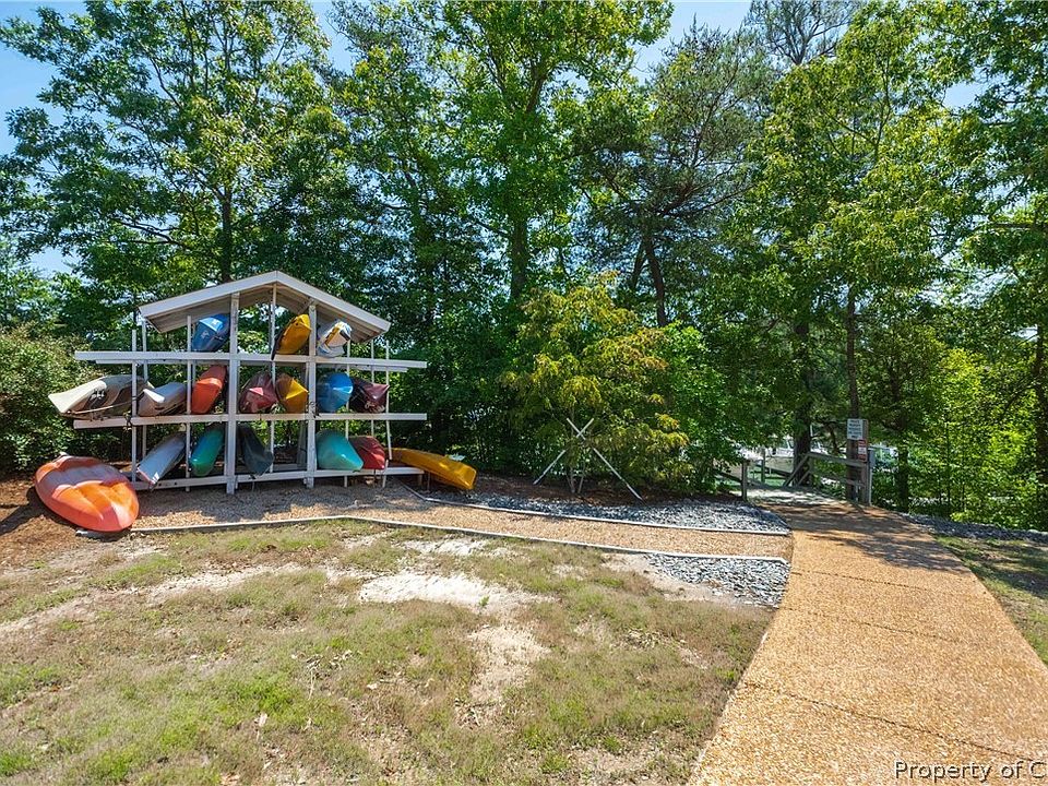 271 Chesapeake Watch Rd Deltaville, VA, 23043 Apartments for Rent