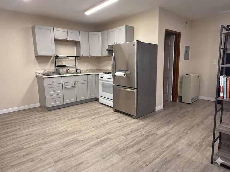 414 Garden St #B — Photo 2