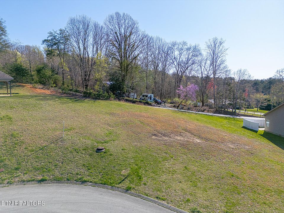 1st image of 503 Ivey Vine Dr