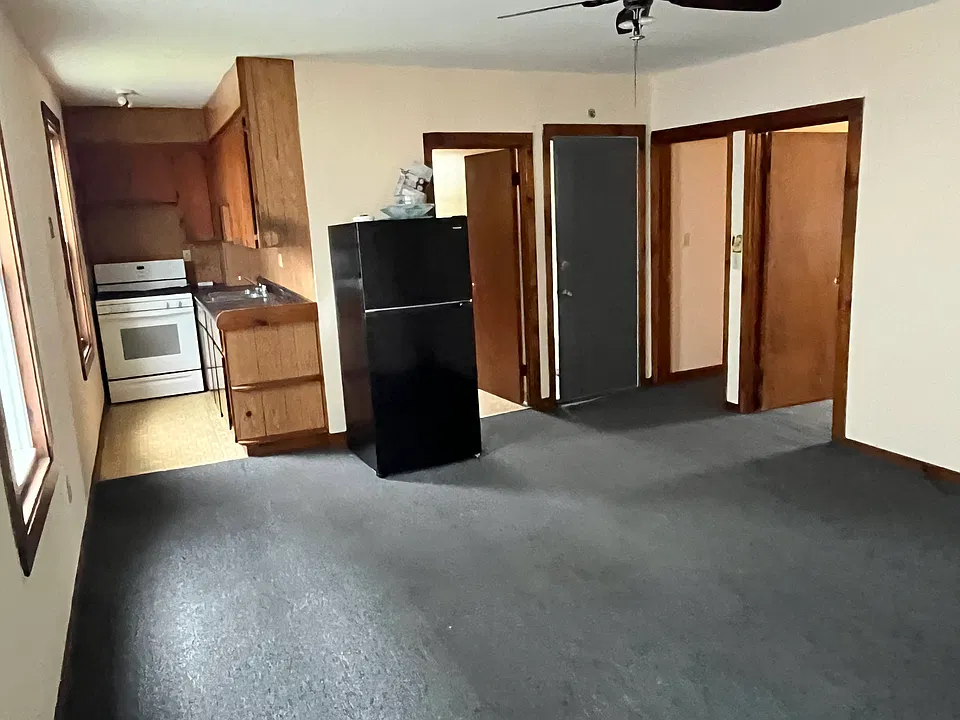 75 Rodney St #2