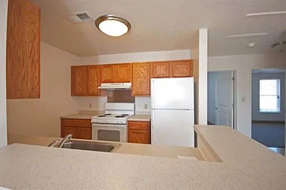 99 Deerfield Dr — Photo 8