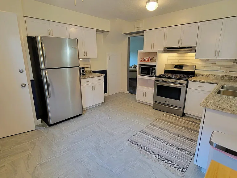 13578 Cedar Rd #DOWNSTAIRS — Photo 22