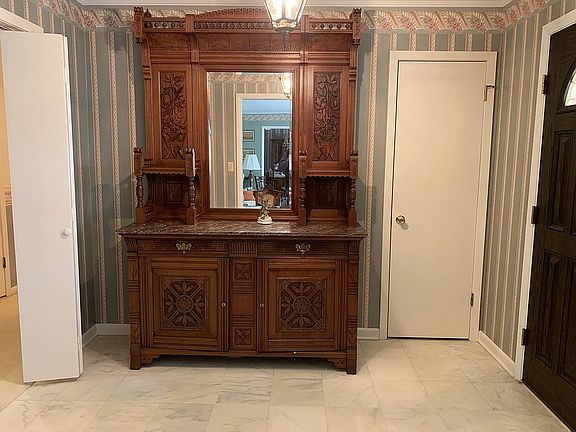 Foyer side view